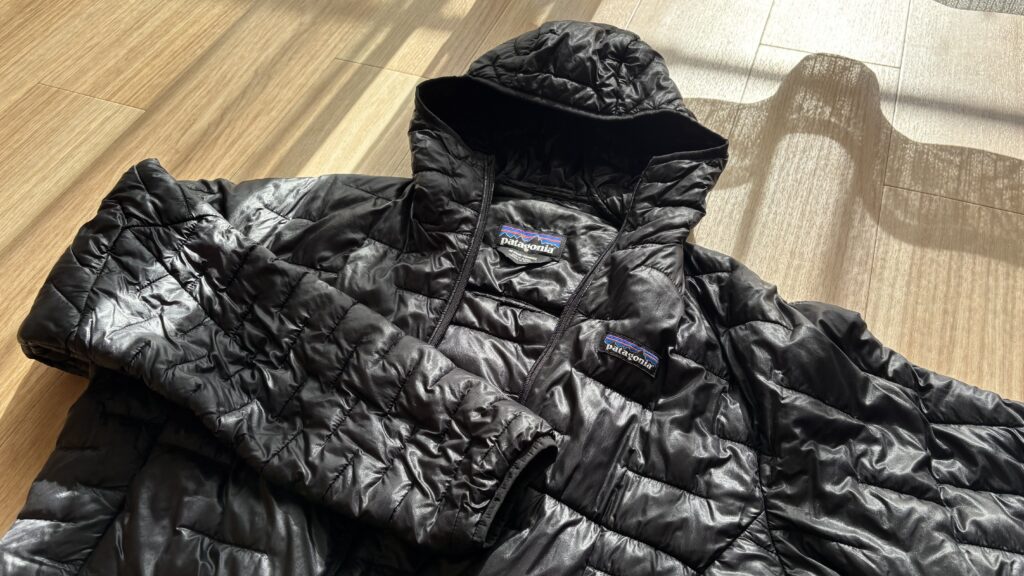 パタゴニア マイクロパフフーディ
アトムLT マイクロパフ